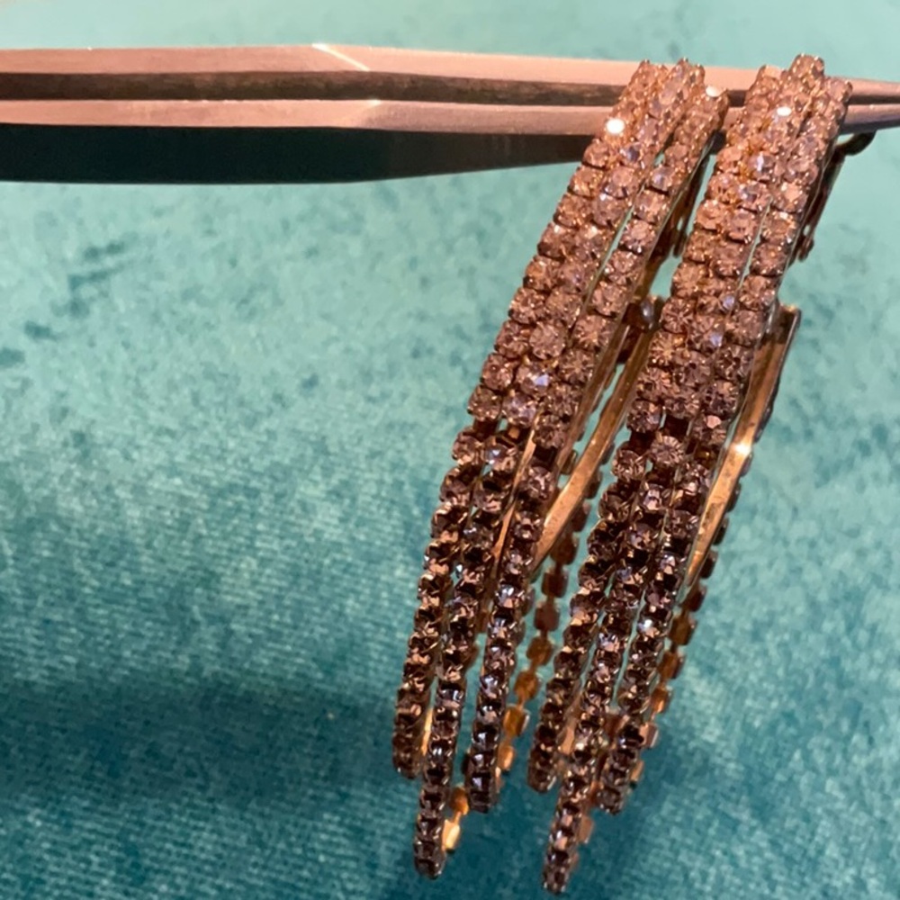 Glamorous crystal 3 strand earrings
